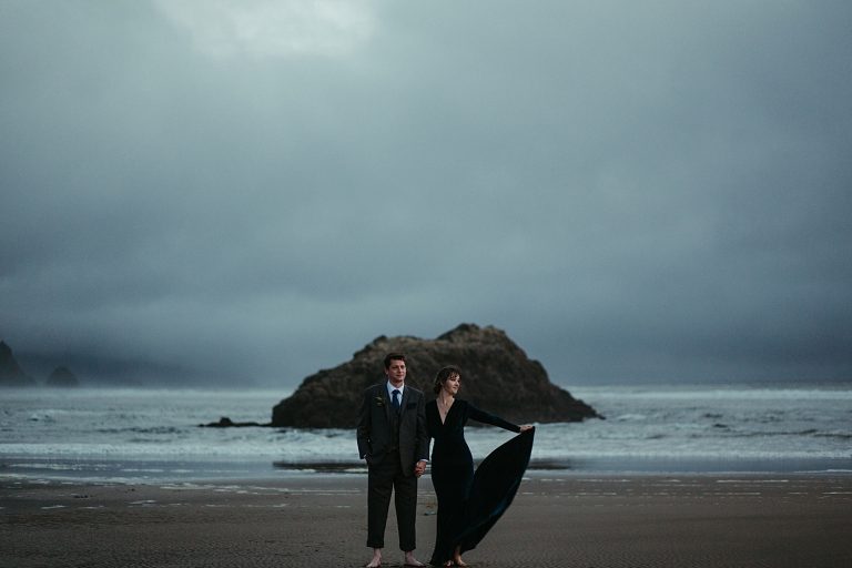 Hug Point Elopement with Moody and Foggy Vibes | Maddy & Chris