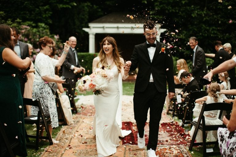 This Luxury Portland Backyard Wedding Is Anything but Casual
