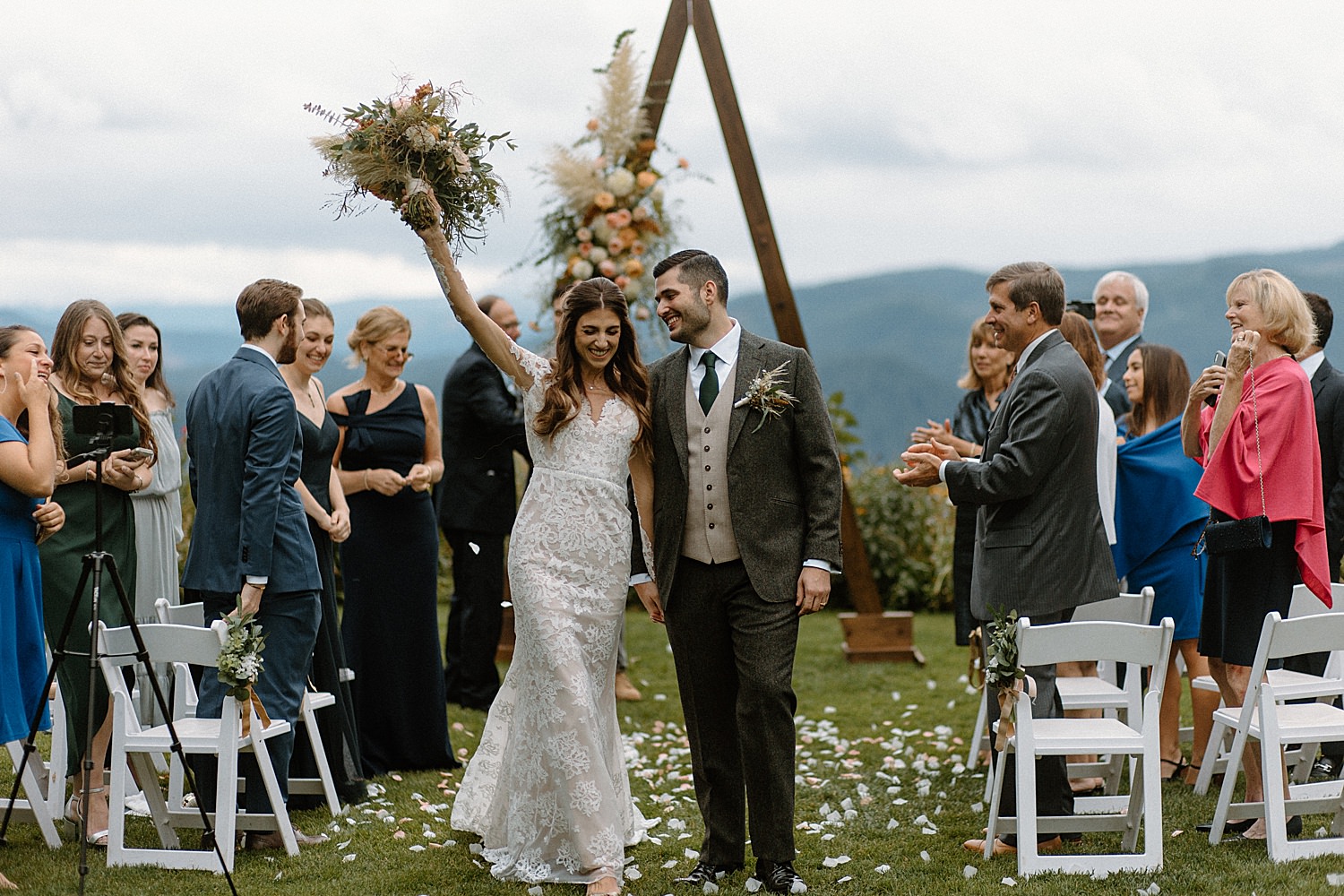 Gorge Crest Vineyards Micro-Wedding in the Columbia River Gorge